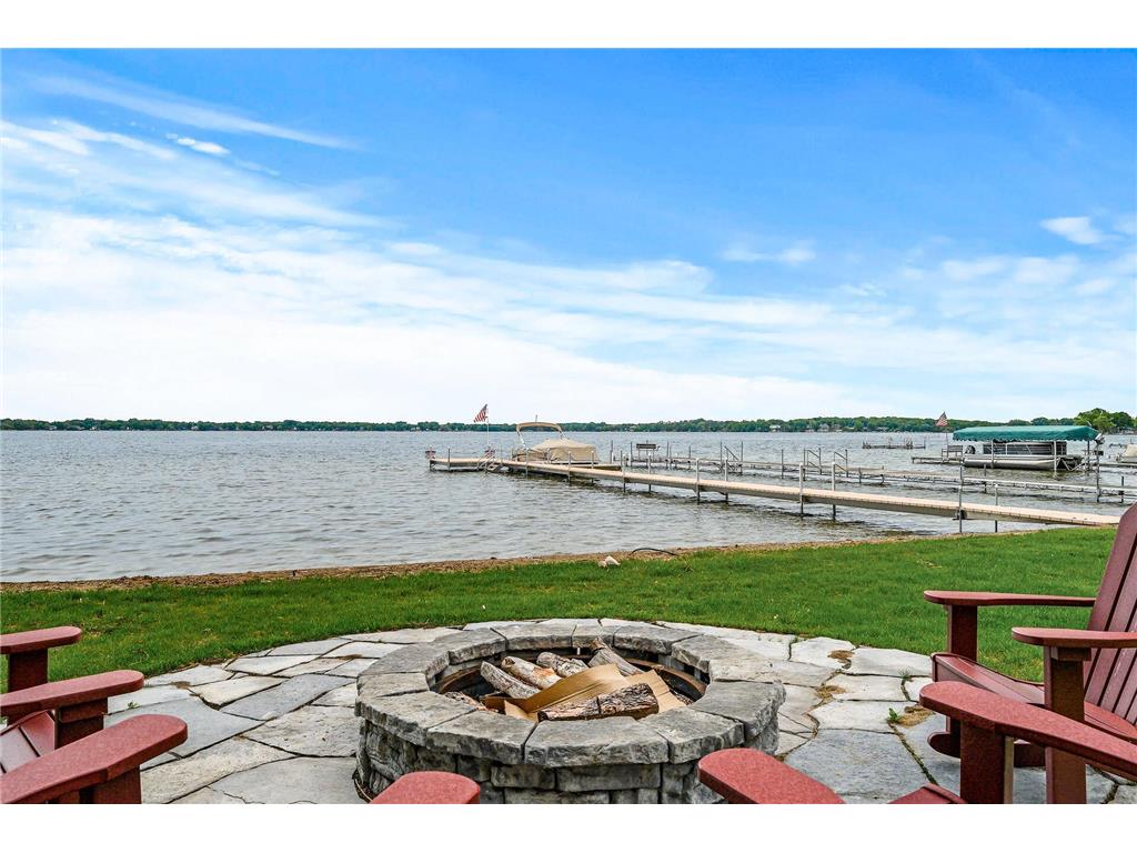 255 South Shore Drive Forest Lake MN 55025 - Forest 6771618 image1