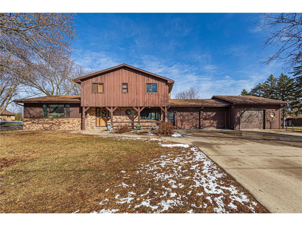 255 W 7th Street Gibbon MN 55335 7034805 image1