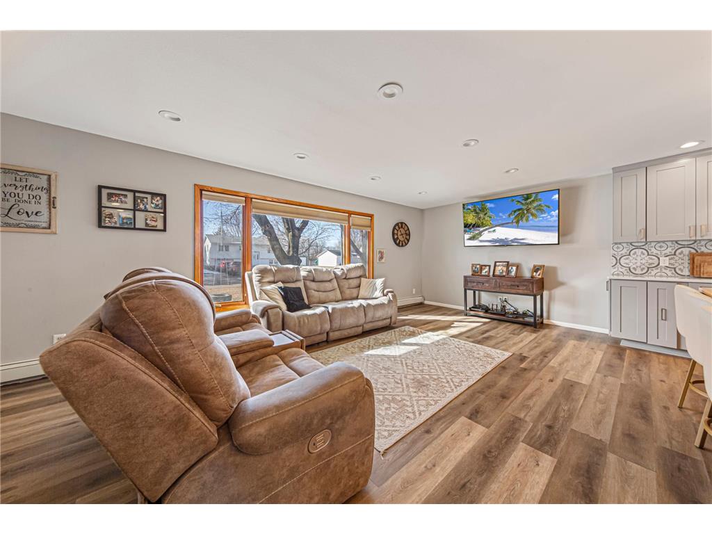 255 W 7th Street Gibbon MN 55335 7034805 image9