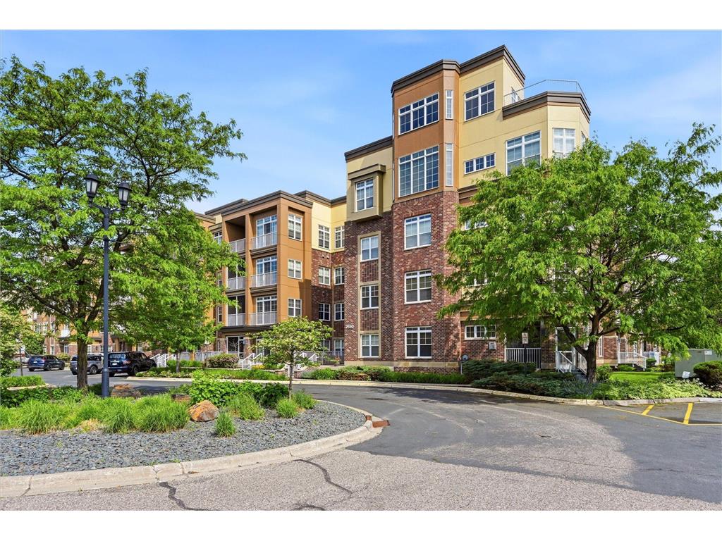 2550 38th Avenue NE #213 Saint Anthony MN 55421 7076280 image1