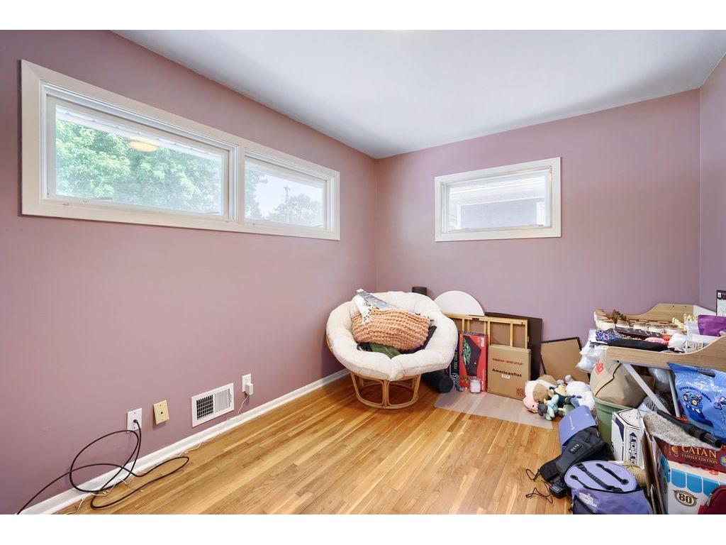 2550 Aldine Street Roseville MN 55113 7086098 image13