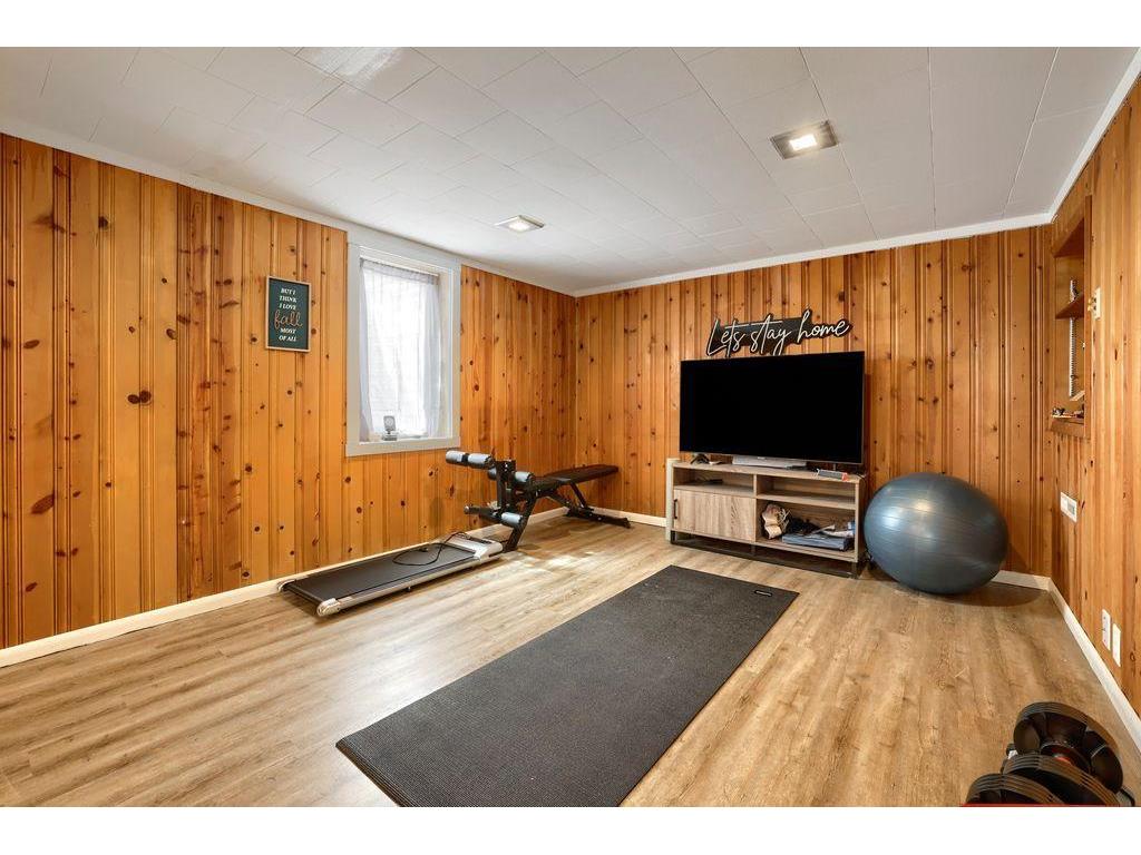 2550 Aldine Street Roseville MN 55113 7086098 image16