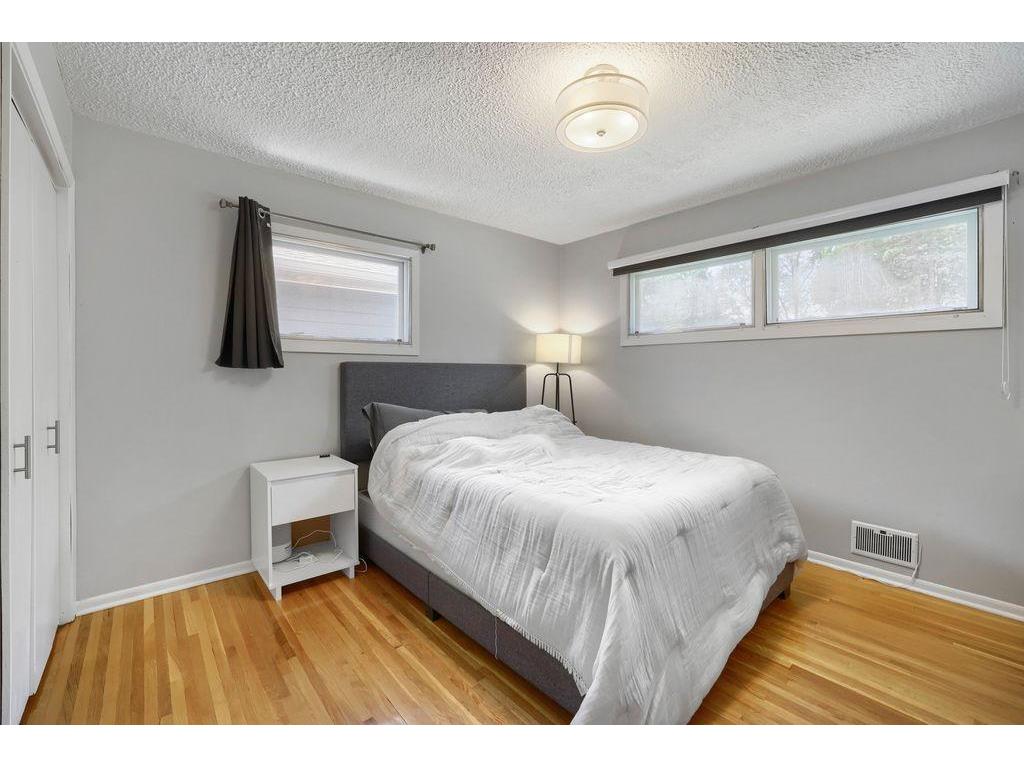 2550 Aldine Street Roseville MN 55113 7086098 image17