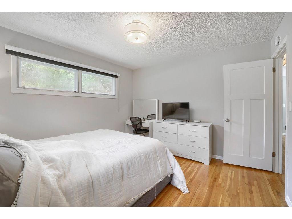 2550 Aldine Street Roseville MN 55113 7086098 image18