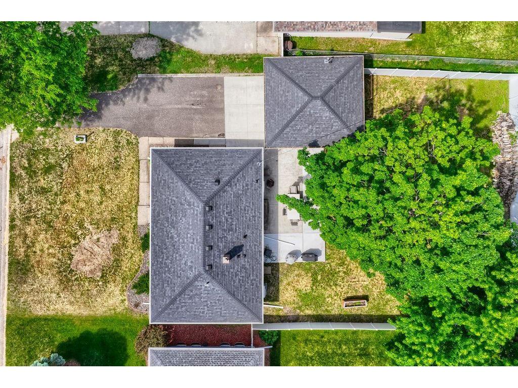 2550 Aldine Street Roseville MN 55113 7086098 image27
