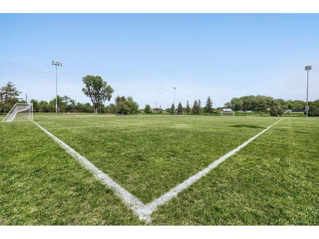 2550 Aldine Street Roseville MN 55113 7086098 image29