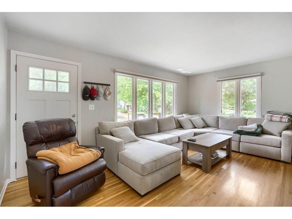 2550 Aldine Street Roseville MN 55113 7086098 image6