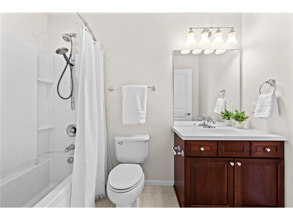 2550 Arrowhead Lane Chanhassen MN 55317 7097244 image27