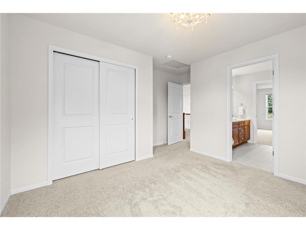 2550 Arrowhead Lane Chanhassen MN 55317 7097244 image31