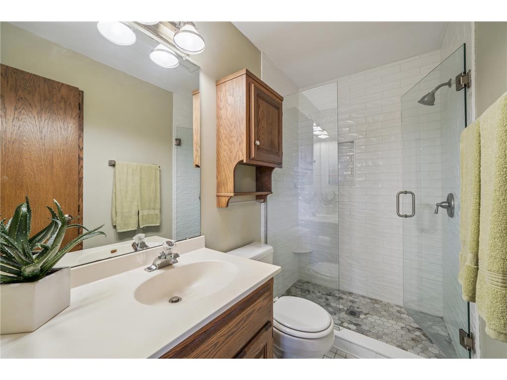 2550 Moundsview Drive #49 Mounds View MN 55112 - Wood 6783865 image11