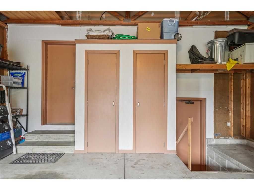 2550 Moundsview Drive #49 Mounds View MN 55112 - Wood 6783865 image22