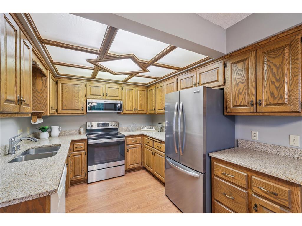 2550 Moundsview Drive #49 Mounds View MN 55112 - Wood 6783865 image7