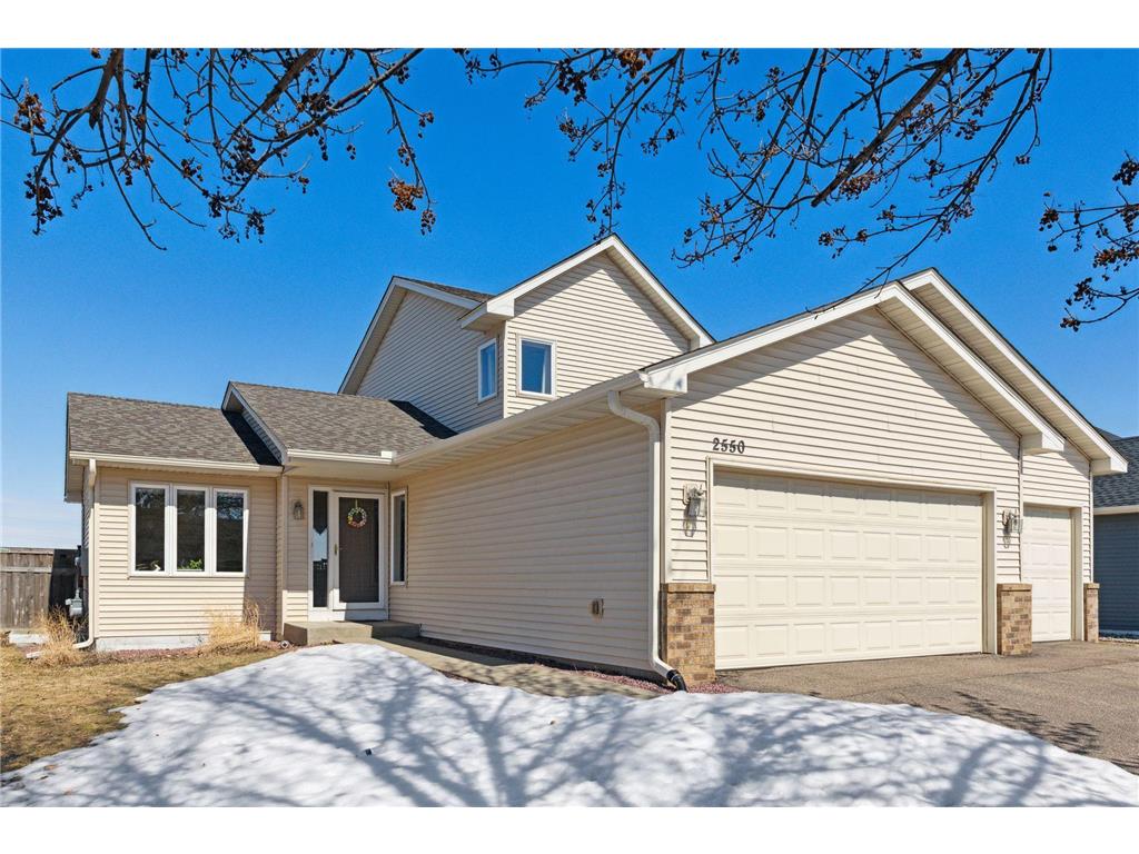 2550 Queen Avenue Shakopee MN 55379 6348627 image1