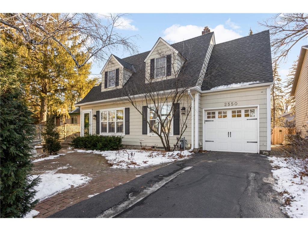 2550 S Shore Boulevard White Bear Twp MN 55110 6653777 image1