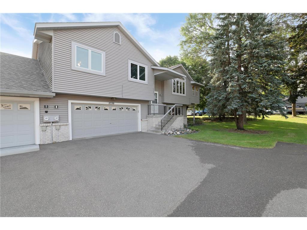 2550 Sumac Circle White Bear Lake MN 55110 6595583 image1