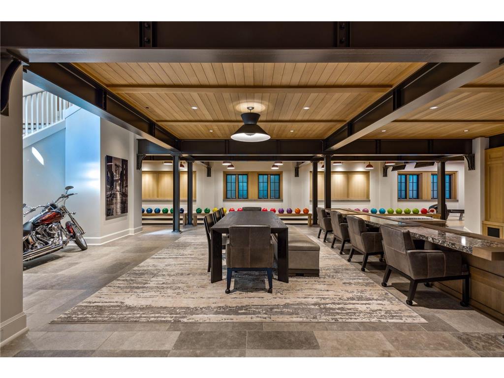 2552 W Lake Of The Isles Parkway Minneapolis MN 55405 - Lake of the Isles 7004655 image25