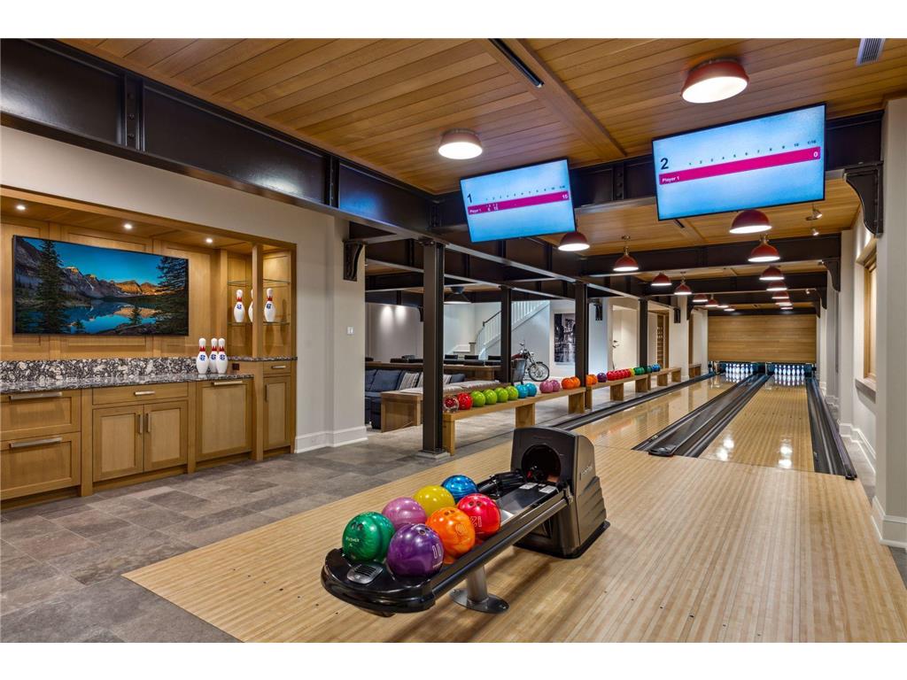 2552 W Lake Of The Isles Parkway Minneapolis MN 55405 - Lake of the Isles 7004655 image29