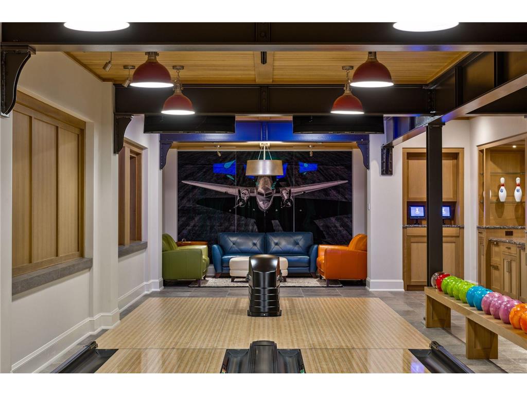 2552 W Lake Of The Isles Parkway Minneapolis MN 55405 - Lake of the Isles 7004655 image31