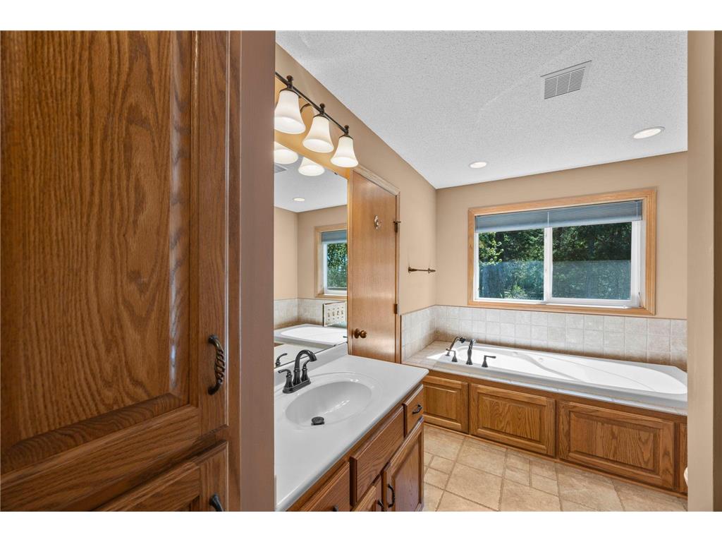 25521 8th Street W Zimmerman MN 55398 7054679 image26