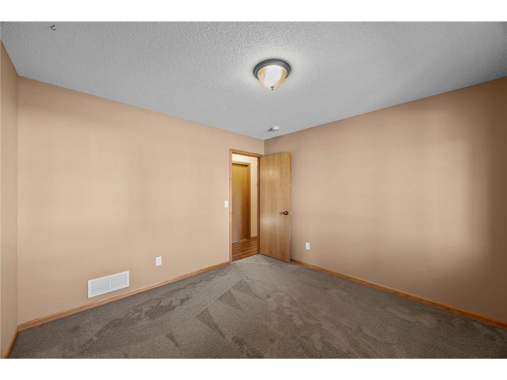 25521 8th Street W Zimmerman MN 55398 7054679 image36