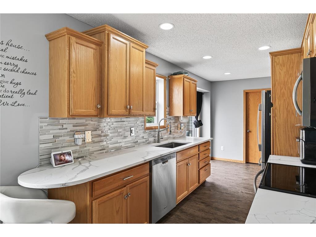 2553 11th Avenue Anoka MN 55303 7065618 image9