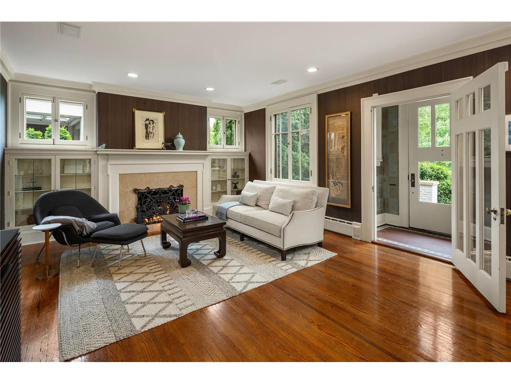 2554 W Lake Of The Isles Parkway Minneapolis MN 55405 - Lake of the Isles 6810636 image10