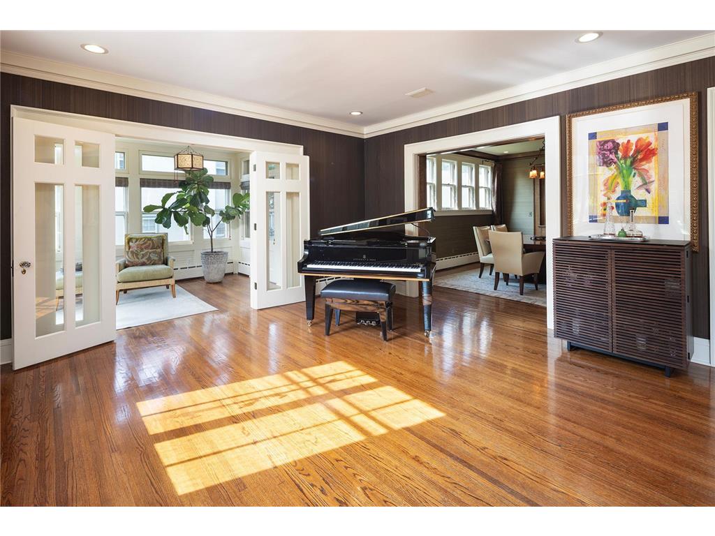 2554 W Lake Of The Isles Parkway Minneapolis MN 55405 - Lake of the Isles 6810636 image14