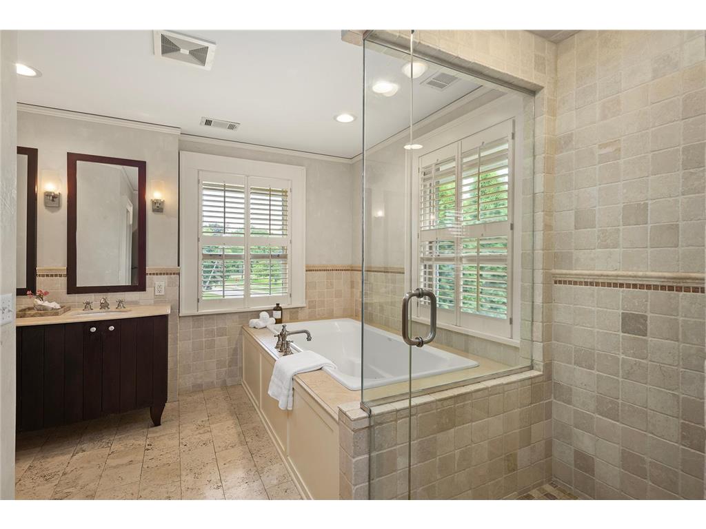 2554 W Lake Of The Isles Parkway Minneapolis MN 55405 - Lake of the Isles 6810636 image28