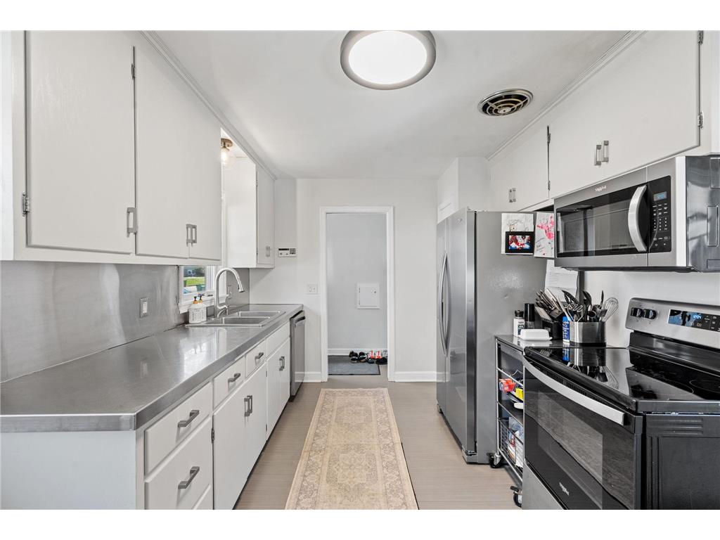 2554 Xenwood Avenue S Saint Louis Park MN 55416 7062745 image10