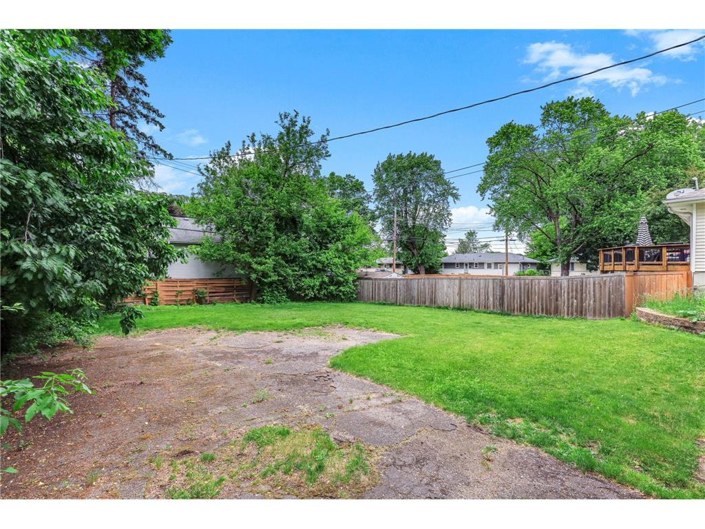 2554 Xenwood Avenue S Saint Louis Park MN 55416 7062745 image28