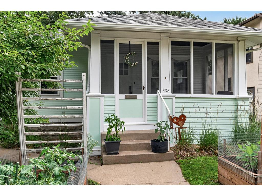 2555 Mckinley Street NE Minneapolis MN 55418 7102047 image2
