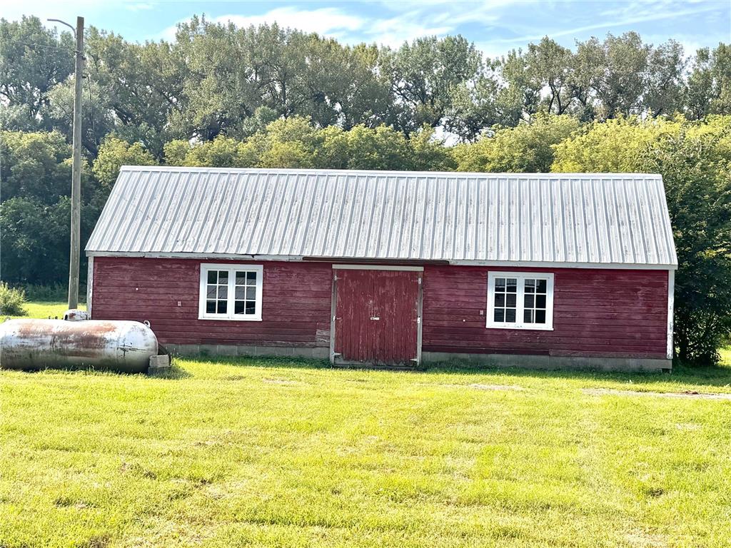 2555 River Road Marshall MN 56258 - Redwood River 6777223 image18