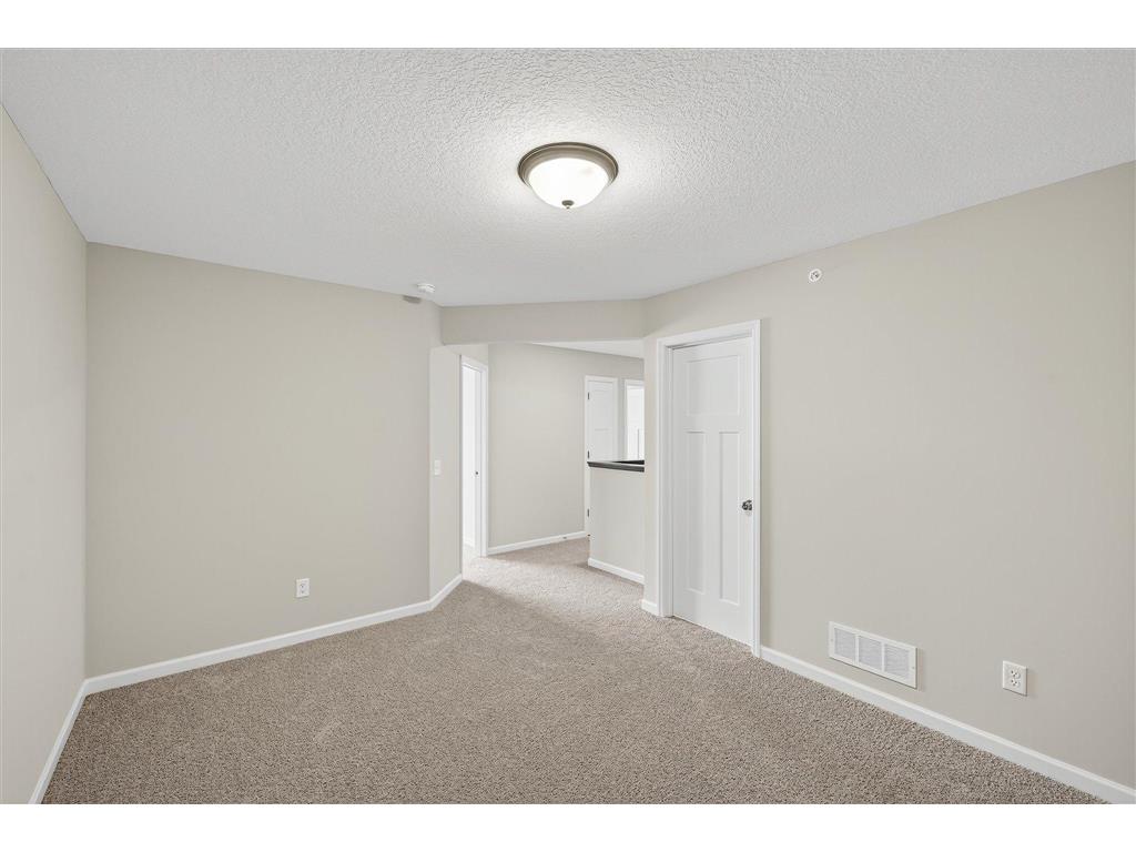 25555 3rd Street W Zimmerman MN 55398 7060493 image31