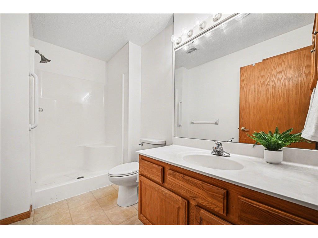 25555 Park Lane Shorewood MN 55331 7021071 image15