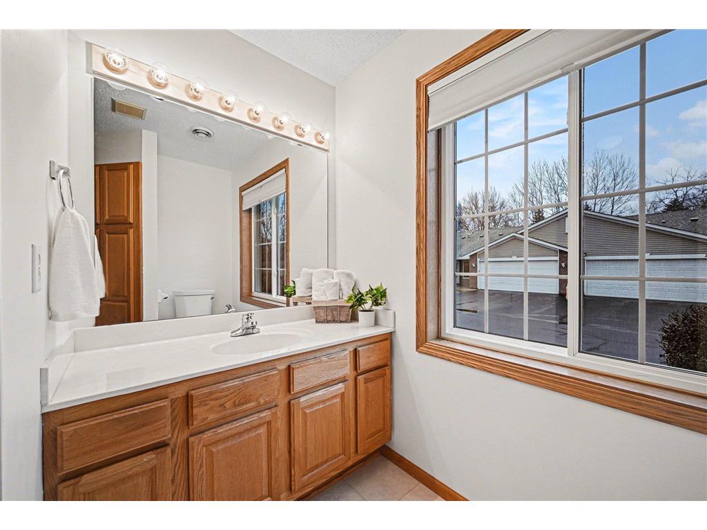 25555 Park Lane Shorewood MN 55331 7021071 image18