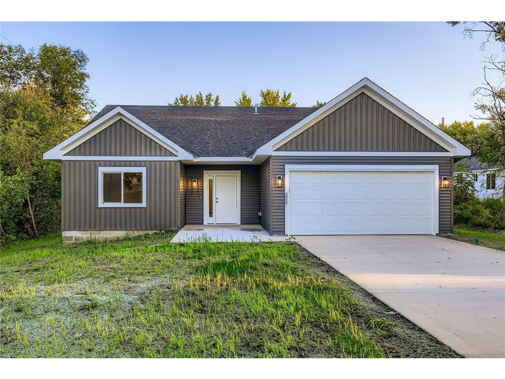 2557 County Rd I Mounds View MN 55112 6794616 image1