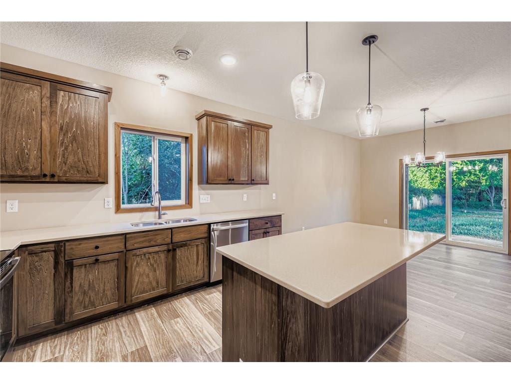 2557 County Rd I Mounds View MN 55112 6794616 image11