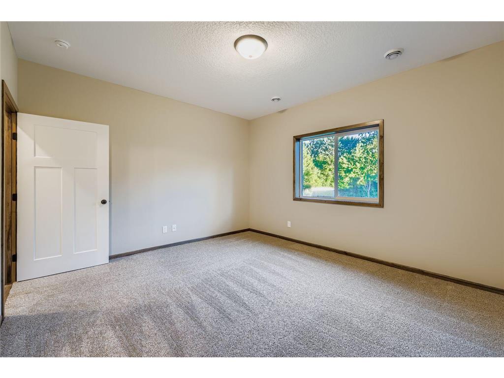 2557 County Rd I Mounds View MN 55112 6794616 image16