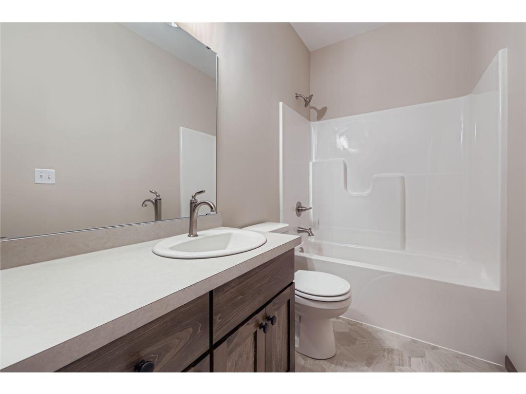 2557 County Rd I Mounds View MN 55112 6794616 image21