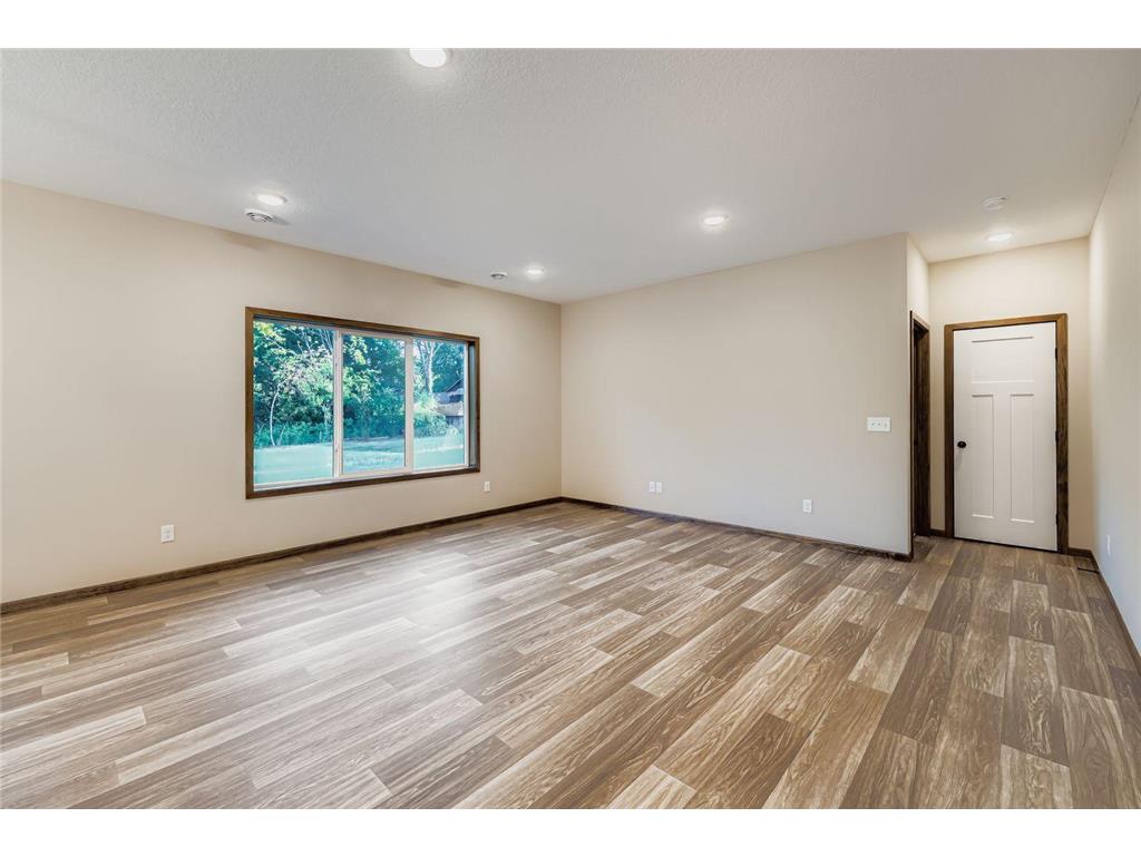 2557 County Rd I Mounds View MN 55112 6794616 image4