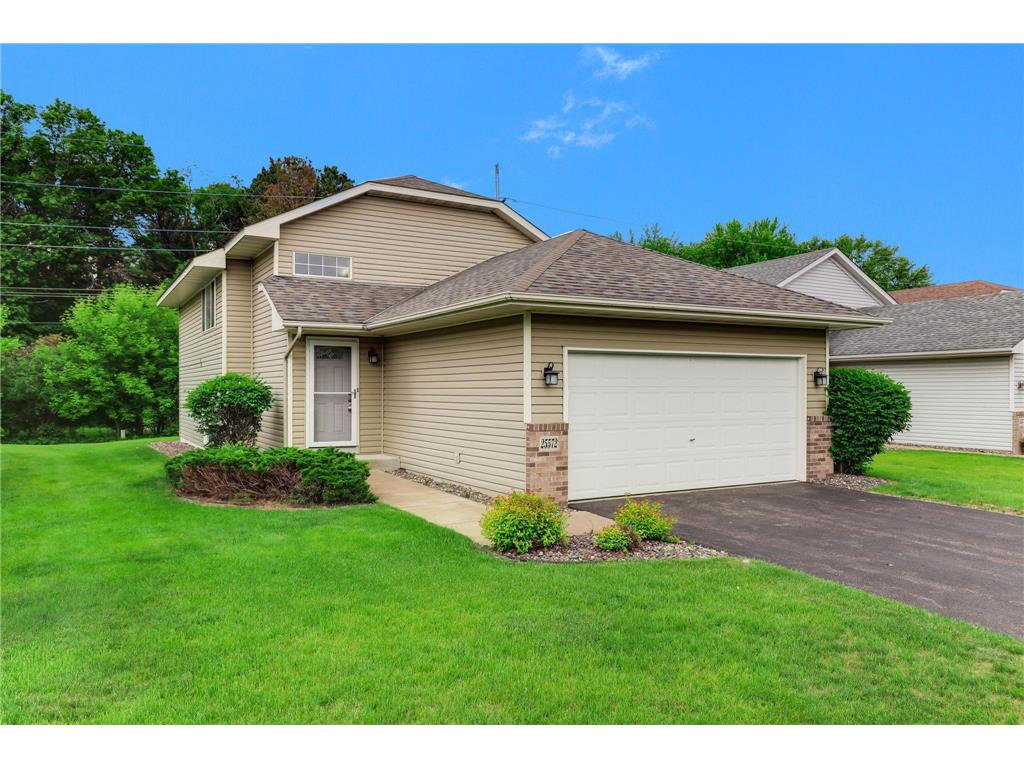 25572 Forest Boulevard Lane Wyoming MN 55092 6733036 image1