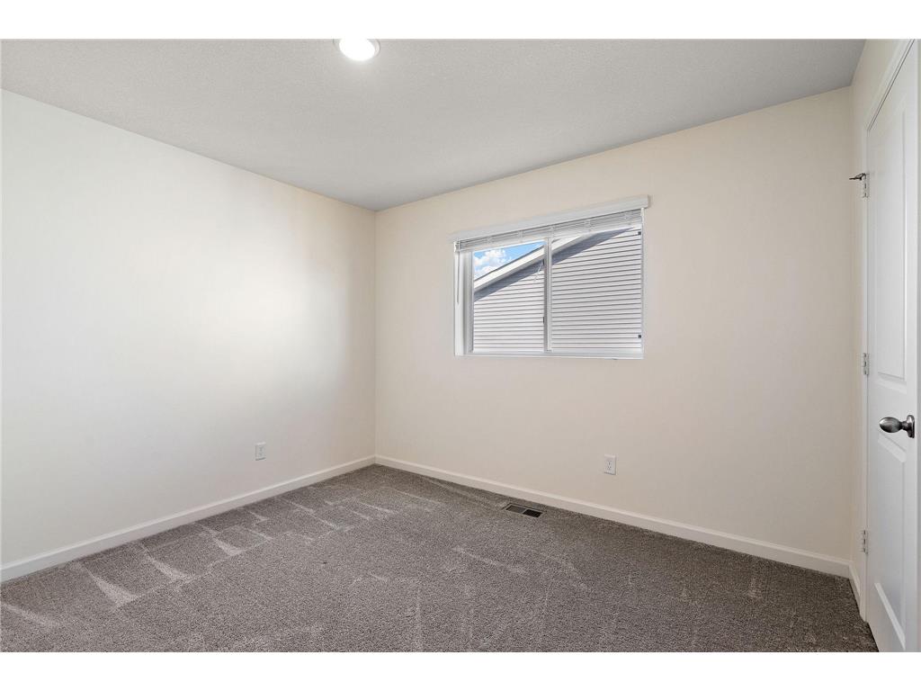 25576 5th Street W Zimmerman MN 55398 7030924 image17