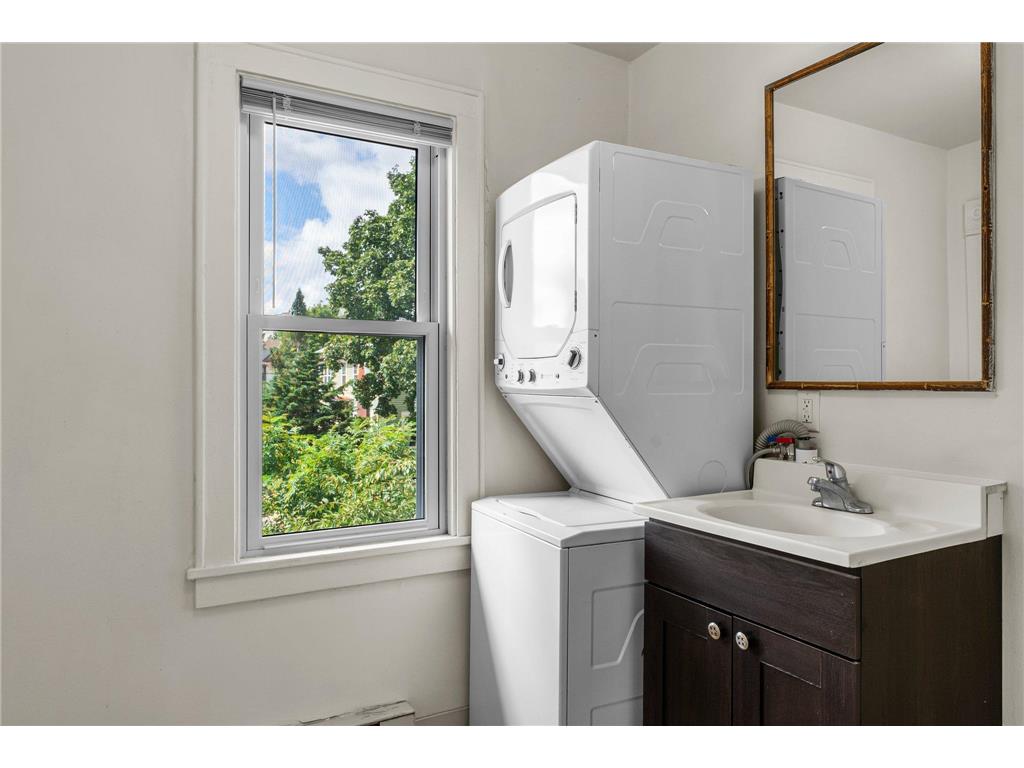 2559 Aldrich Avenue S Minneapolis MN 55405 6821603 image8