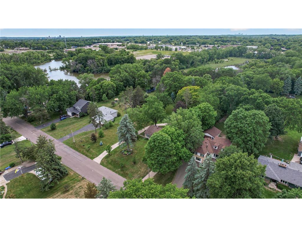 2559 Clarence Street Maplewood MN 55109 7094008 image35
