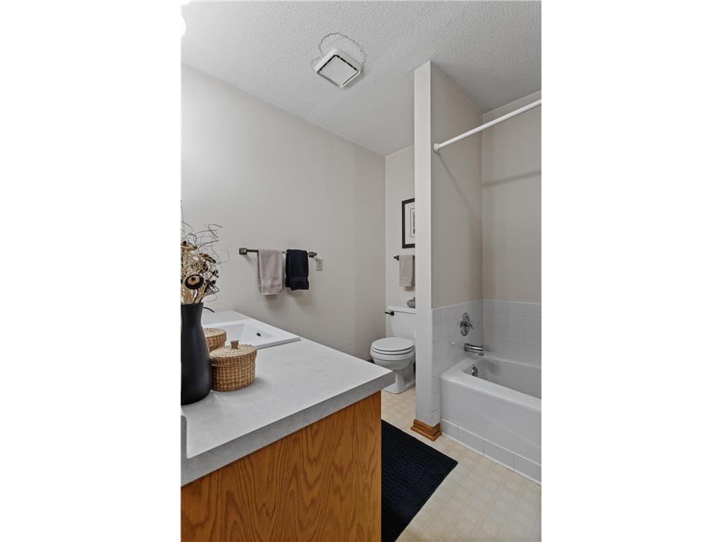2559 Sumac Circle White Bear Lake MN 55110 7037251 image14