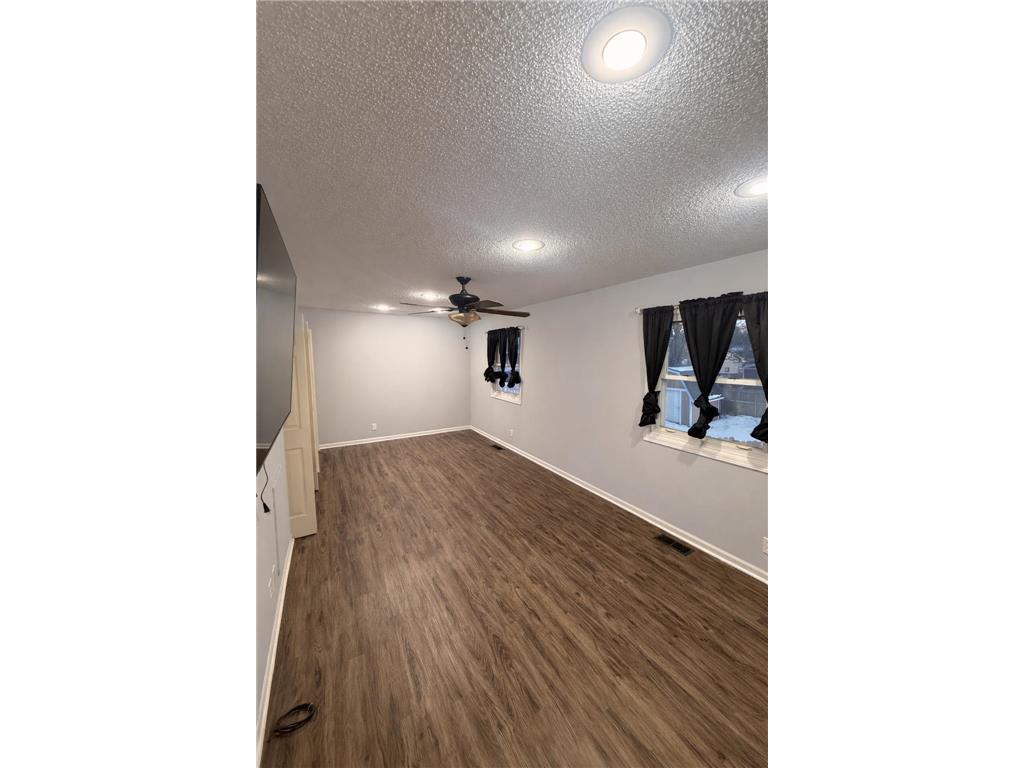 256 108th Avenue NW Coon Rapids MN 55448 7043387 image10