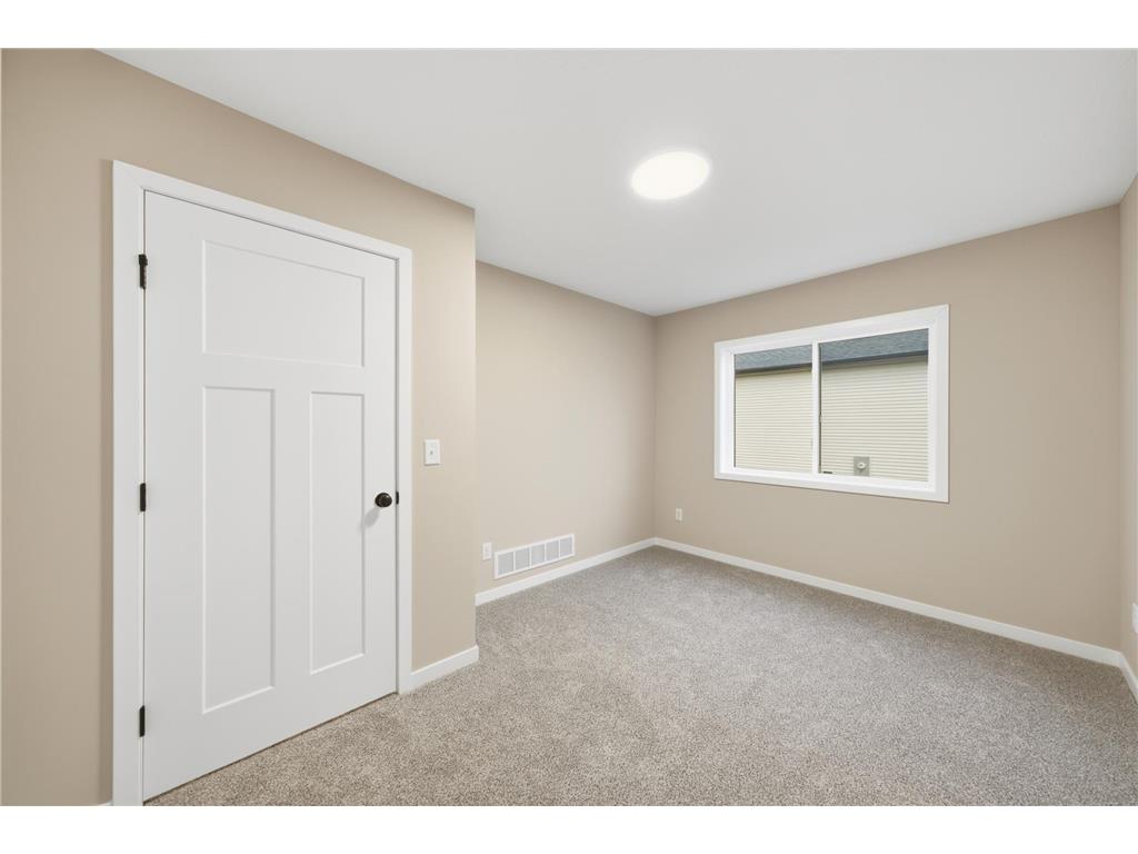 256 Dakota Avenue Roberts WI 54023 6805645 image13