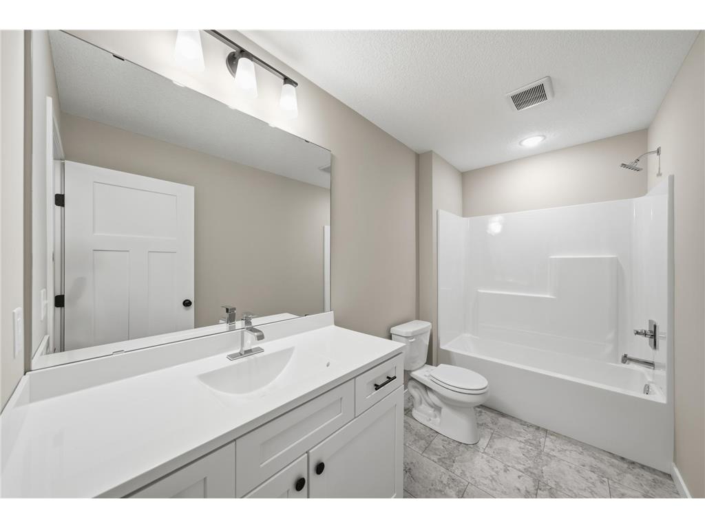 256 Dakota Avenue Roberts WI 54023 6805645 image16