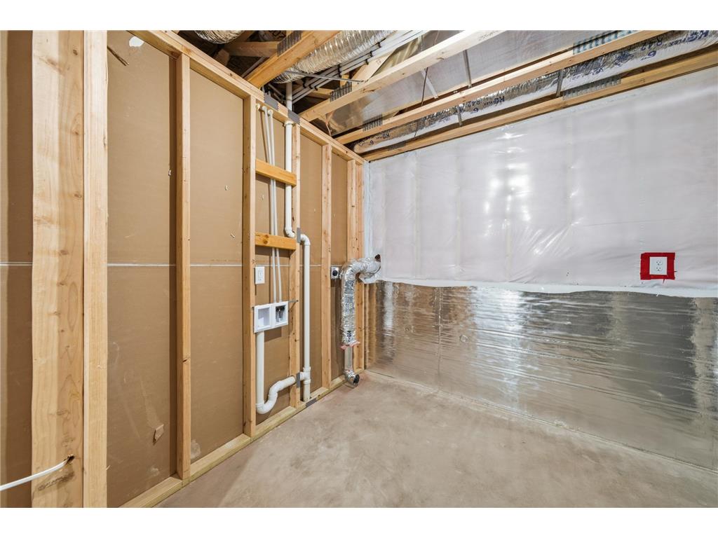 256 Dakota Avenue Roberts WI 54023 6805645 image17