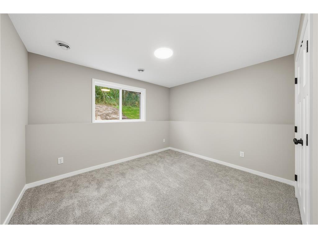 256 Dakota Avenue Roberts WI 54023 6805645 image9